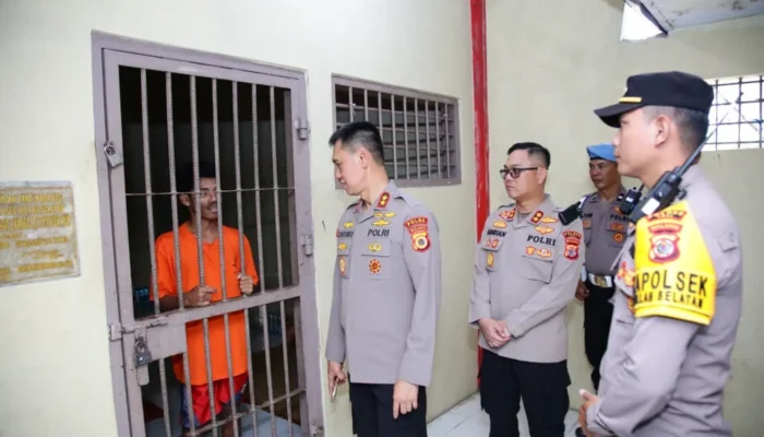 Kapolda Maluku Tinjau Polsek Dullah Selatan Polres Tual, Tekankan Pelayanan Terbaik Untuk Masyarakat