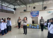 Polres SBB Gelar Police Go To School di Pondok Pesantren Desa Kamal