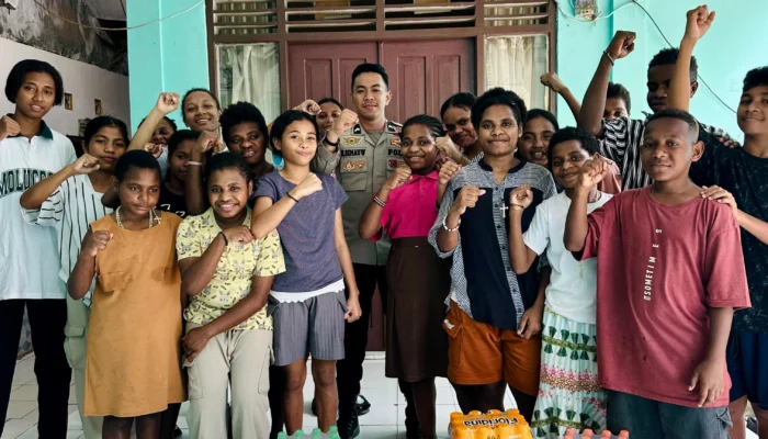 Bripda Hans Simauw, Personel Dit Samapta Polda Maluku, Berbagi Kasih di Panti Asuhan Maria Mediatrix Ambon