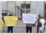 Pemuda ICMI Maluku Demonstrasi Desak Polisi Periksa Jais Elly Cs di Proyek Mangkrak Terarium Namalatu Beach Rp. 1,1 Miliar