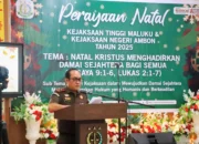 Wujud Toleransi Dalam Semarak Perayaan Natal Keluarga Besar Kejati Maluku