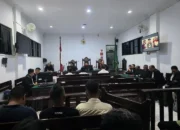 Jaksa Minta Majelis  Hakim Tolak Eksepsi  Petrus Fatlolon Cs