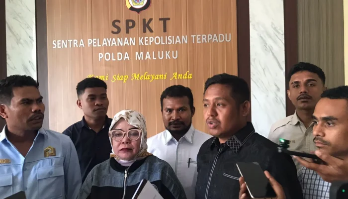 Diduga Kriminalisasi Hj Hartini, Empat Anggota Polisi Dilaporkan ke SPKT Polda Maluku, Terduga Pemilik Sianida  Hj Komar Juga Ikut Dilapor