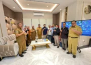 Korban Longsor BTN Gadihu Baru Audens Dengan  Pemkot Ambon, Walikota : Tanggungjawab Mutlak Ada di Pengembang