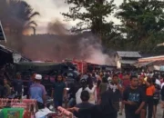 Kebakaran Pasar Piru Hanguskan 16 Kios dan 7 Rumah