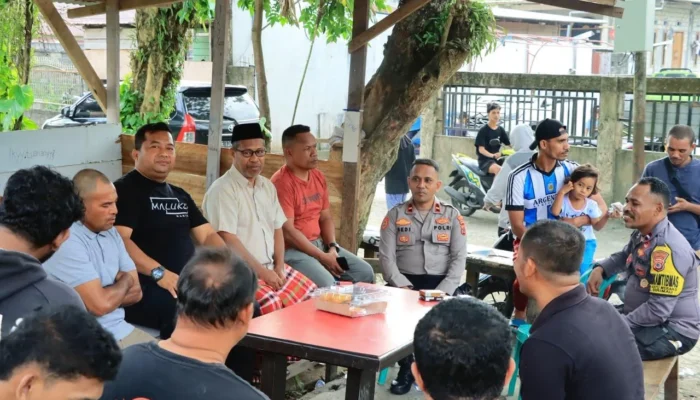 Kapolresta Ambon Bacarita Kamtibmas  Bersama Pemuda Stain, Perkuat Silaturahmi dan Jaga Kondusivitas Wilayah