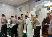 Subuh Bersama Warga, Kapolda Maluku Perkuat Kemitraan Polri dan Masyarakat dari Masjid