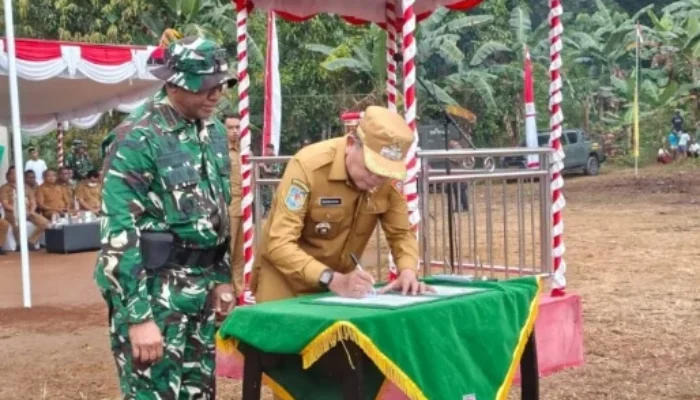 Wali Kota Ambon Buka TMMD ke-130 di Negeri Seri, 115 Personel Dikerahkan Bangun Infrastruktur