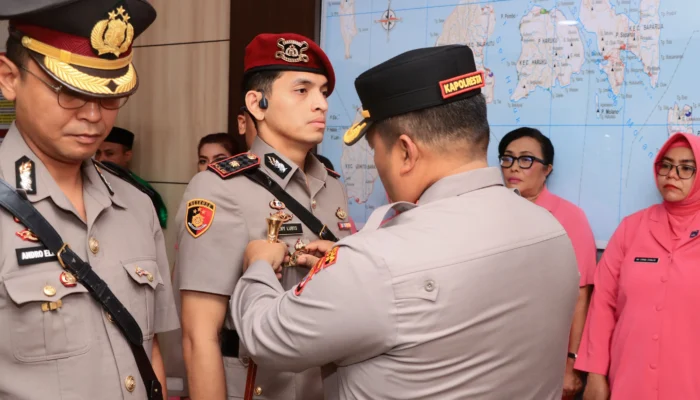 Kapolresta Ambon Pimpin Sertijab Kasat Reskrim Polresta Ambon